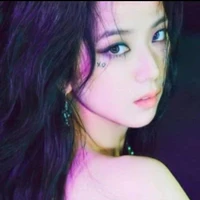 kim jisoo (cô)