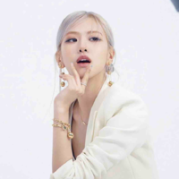 Park Chaeyoung (cô) 