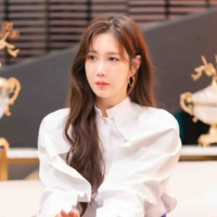 Kim Ji-ah /mẹ kim/