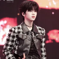 Trương Hàm Thụy(cậu)