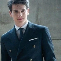 ông Đương ( ba nữ9)