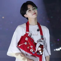 Yoon Jeonghan / Em