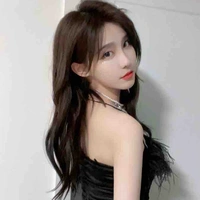 Vương Hiểu Giai (chị các cô)