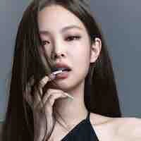 Kim Jennie(em)