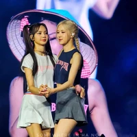 Lisa & Rose