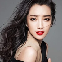 mẹ cô