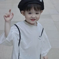Vương Hàn Lâm Vũ_2 (còn bé)
