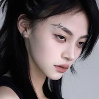 Tố Chi Vụ (chị hai)