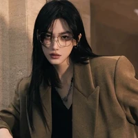 Tố Bách Kị (chị cả)