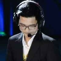 thầy titan
