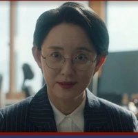 cô hiệu trưởng Im