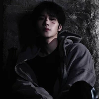 Vương Hàn Cự Giải/@vhcg