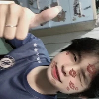 sốp này bị đẹp trai á mấy cưng