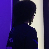 T.giả