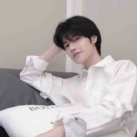 Hoàng Đức Dũng ( anh trai nu9 )