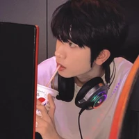 Hứa Trạch aka Yuy