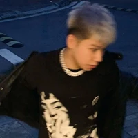 Trung Hiếu_Strange H
