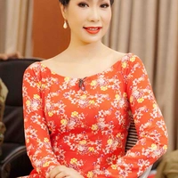 Mẹ Ngân