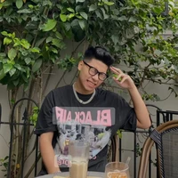híu lạ