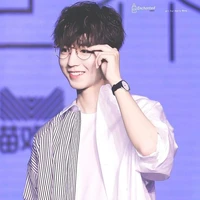 Vương Tuấn Khải _ karry wang