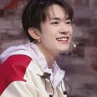 Dịch Dương Thiên Tỉ