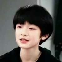 Uông Tuấn Hy(nhỏ)