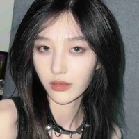 Vương Dịch - Wang Yi (Cô)