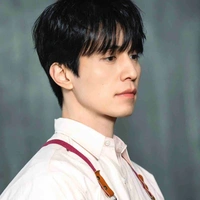 Kim Dong Wook(ba cô)