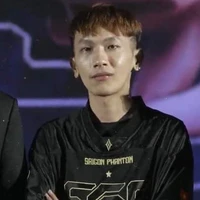 Phạm Vũ Hoài Nam _ SGP Red