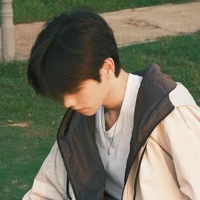 Nguyễn Anh Tuấn (lớp trưởng)