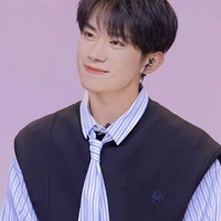 Dịch Dương Thiên Tỉ