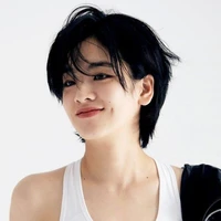 Vũ Hàm (Tô Uyển Linh)