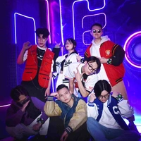 Mọi người- trừ ai thì trừ