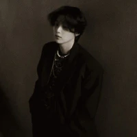 Min Yoon-gi ( Suga )