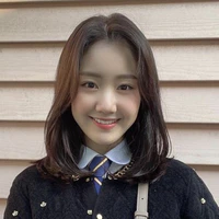Yoo Jeni