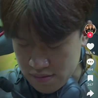 Công Vinh(Lạc Lạc)