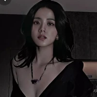 Kim jisoo ( chị)