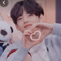 la taehyung ( bé)