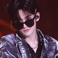 Dư Vũ Hàm(anh)