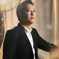 Trường Giang (ba Ngọc, Ngân)