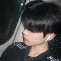 Lục Hoàng Tuấn Anh