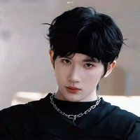 Dư Vũ Hàm(hắn)