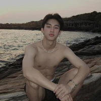 Surf Patchara Silapasoonthorn