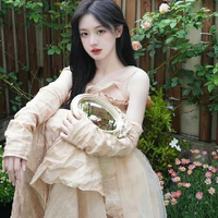 Bạch Nhã Kỳ_cô