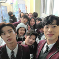 Hs
