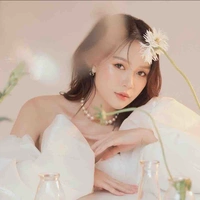 Sam(em gái Vinh)