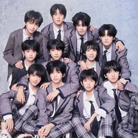 TF gia tộc F4
