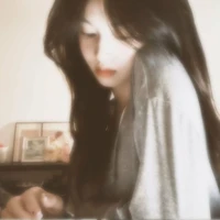 Lý Uyên Thư_Anne