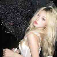 Trần Hoàng CHÂU Ngọc