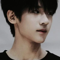 Trương Tuấn Hào(anh họ Hạo)